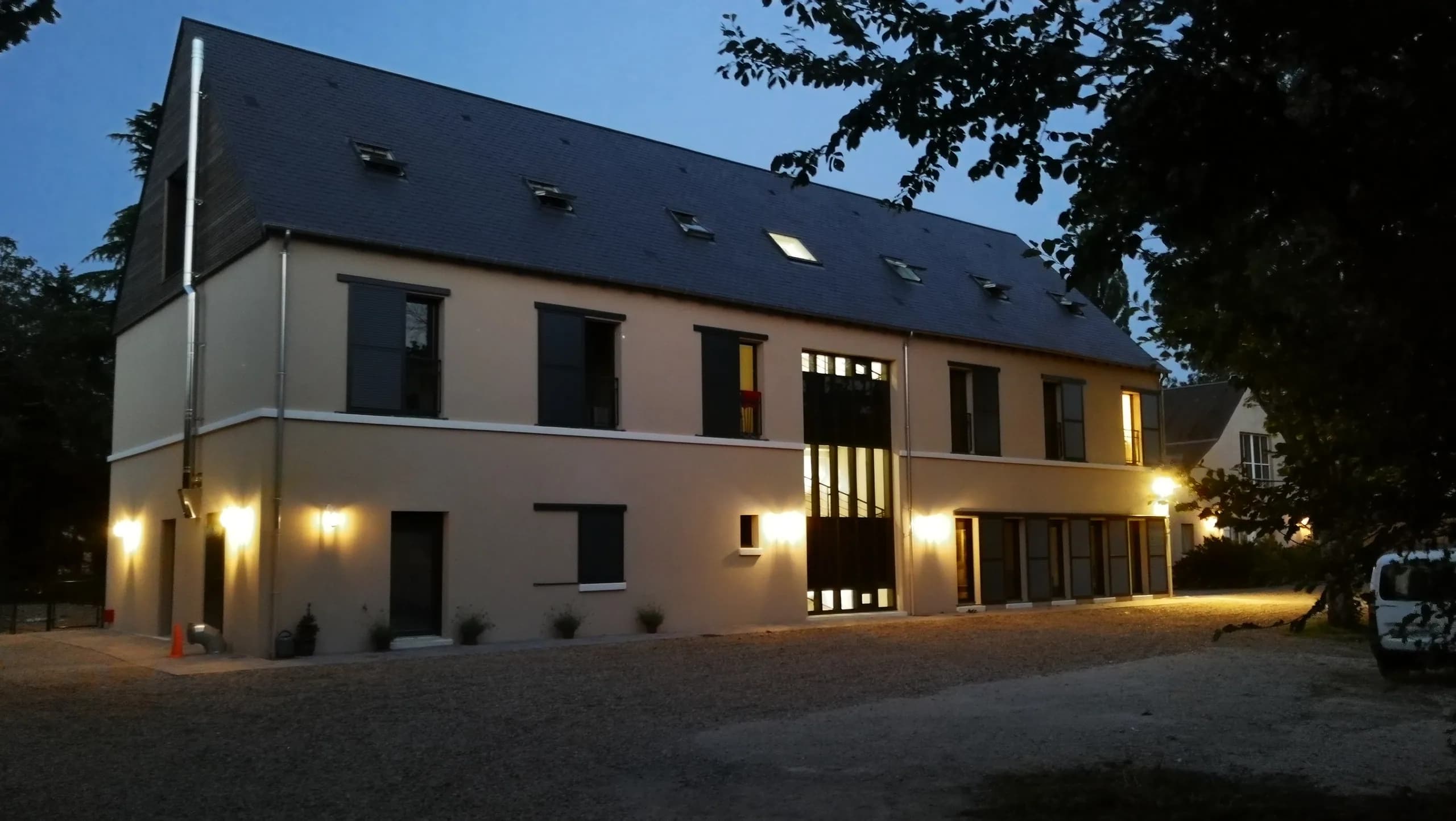 Château du yoga Sivananda, Neuville-aux-Bois (Loiret) — vue 6