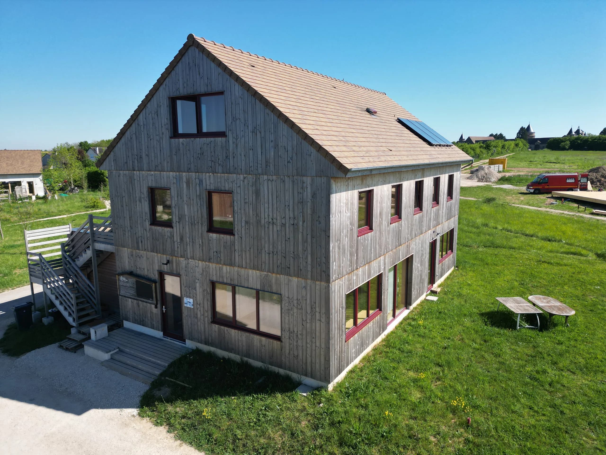 Maison commune de l'écohameau du Plessis, Pontgouin (Eure-et-Loir) — vue 1
