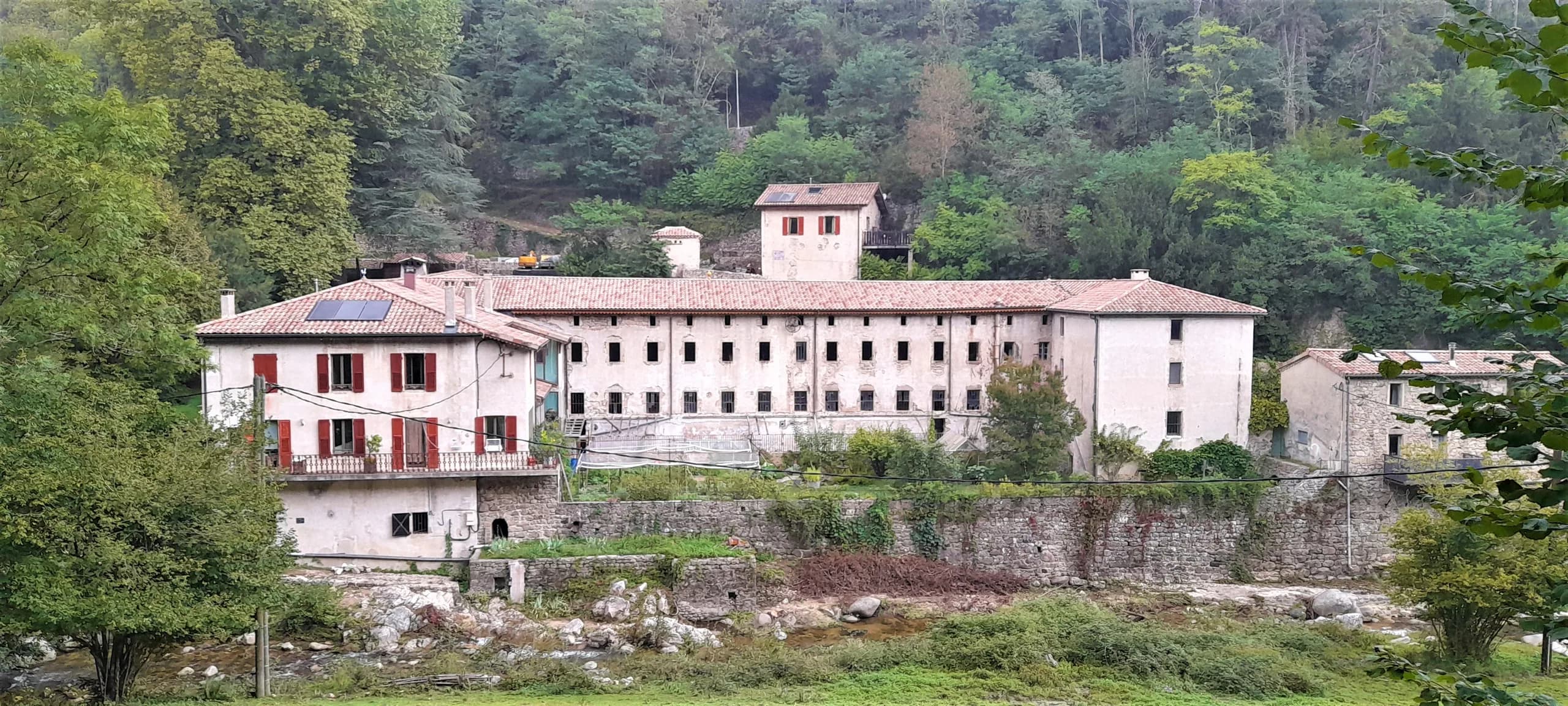 Moulinage « au fil de soi », Issamoulenc (Ardèche) — vue 1